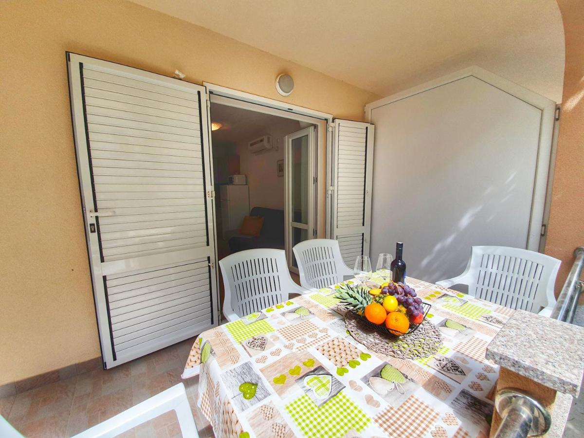 Apartmani Steli Vir Buitenkant foto